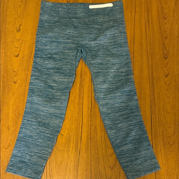 Under Armour Other - Girls Under Armour HeatGear Blue Compression Leggings